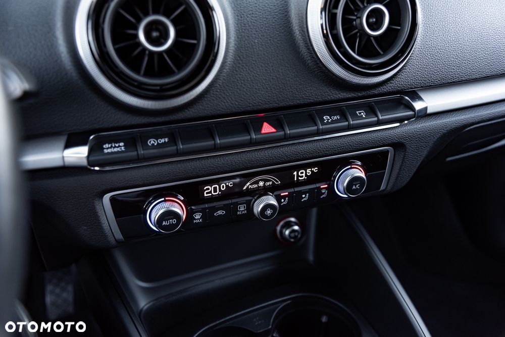 Audi A3 Sportback 2.0 TDI quattro S tronic design - 36