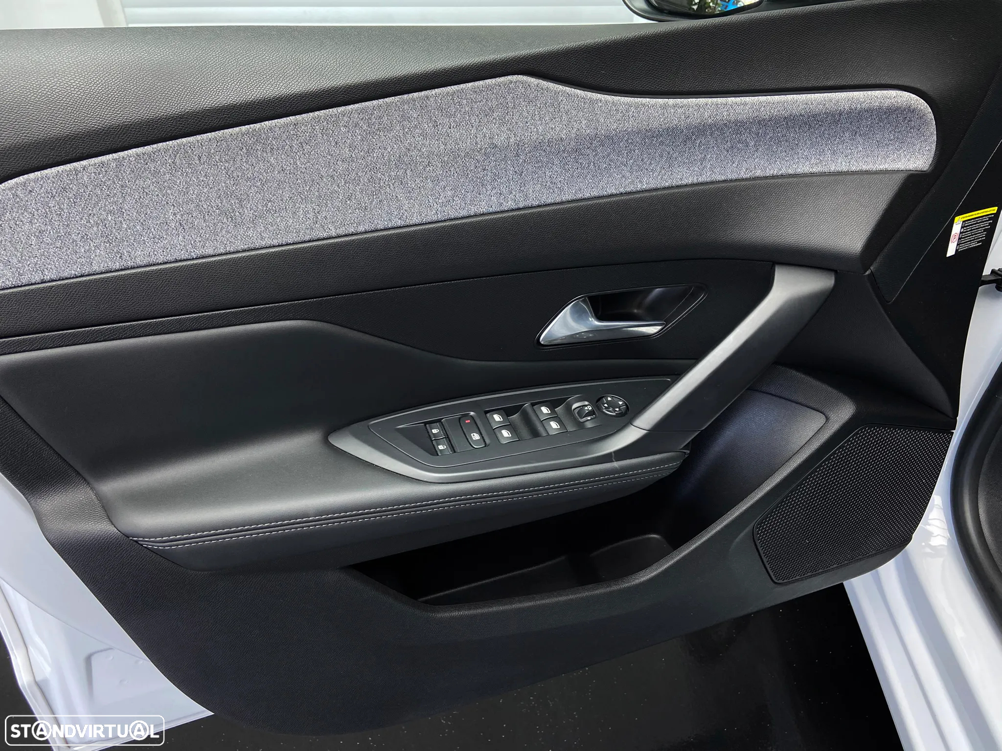 Peugeot 308 1.5 BlueHDi Allure EAT8 - 7