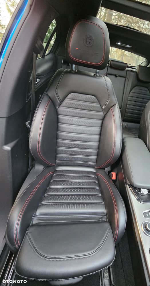 Alfa Romeo Stelvio 2.0 Turbo Competizione Q4 - 11