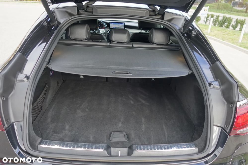 Mercedes-Benz GLC 300 e 4-Matic Business Edition - 17