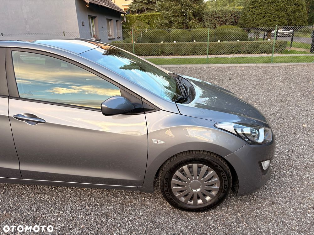 Hyundai i30 1.4 Premium - 8