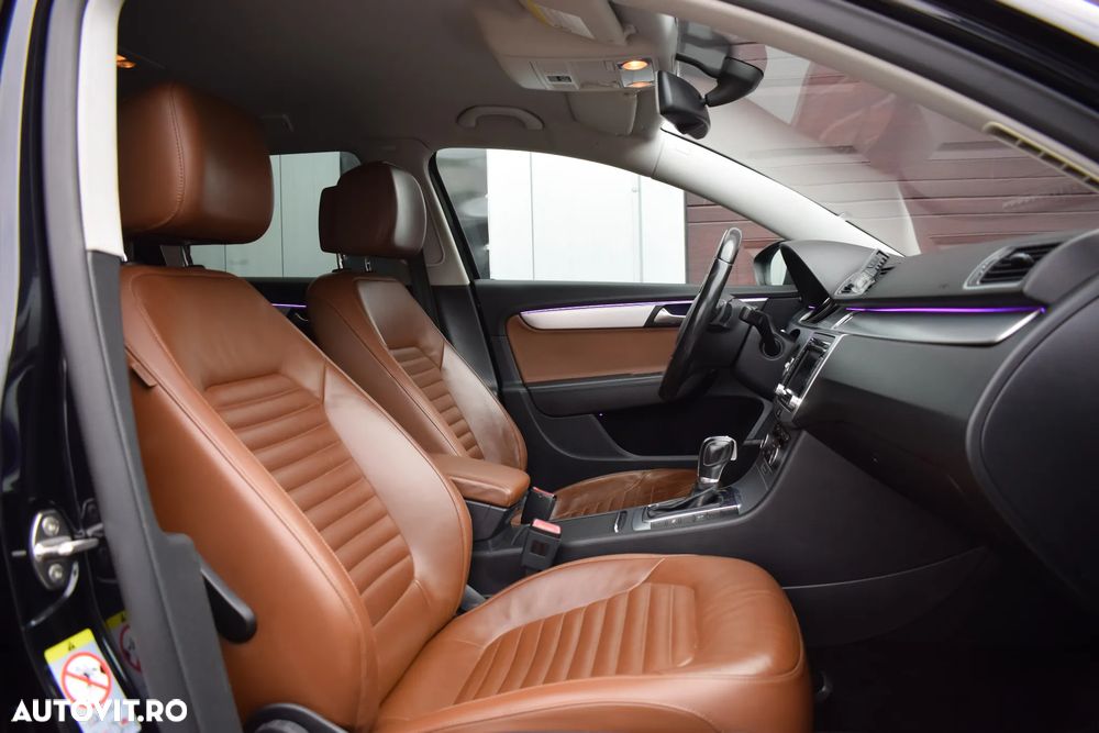 Volkswagen Passat 2.0 TDI DSG Highline - 8