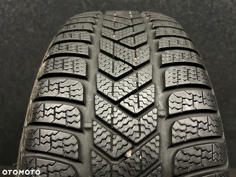 Pirelli Winter SottoZero 3 225/45/18 95H XL 1szt. Ładna! - 2