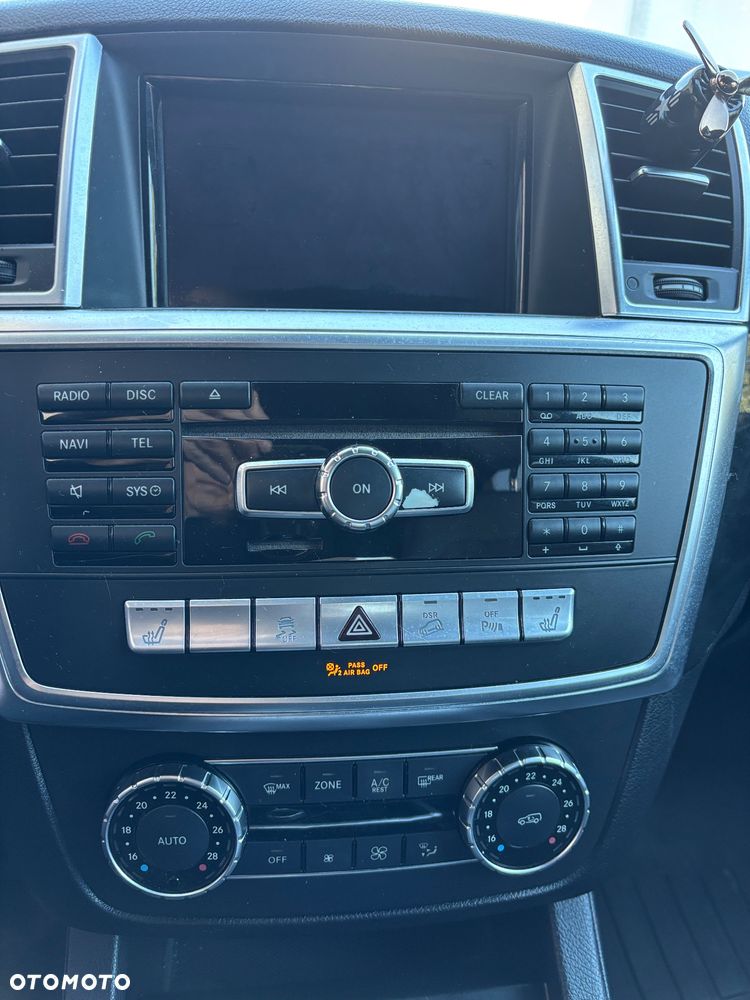 Mercedes-Benz ML - 29