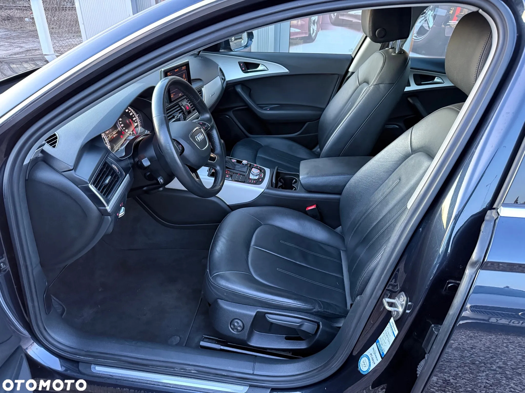 Audi A6 Avant 2.0 TDI Ultra S tronic - 14