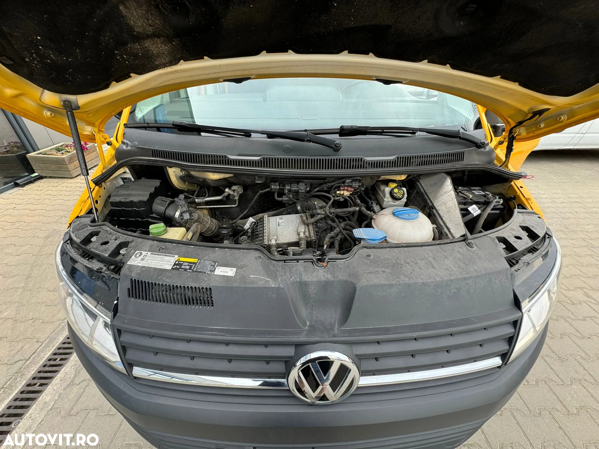 Volkswagen Transporter T6 Lang - 15