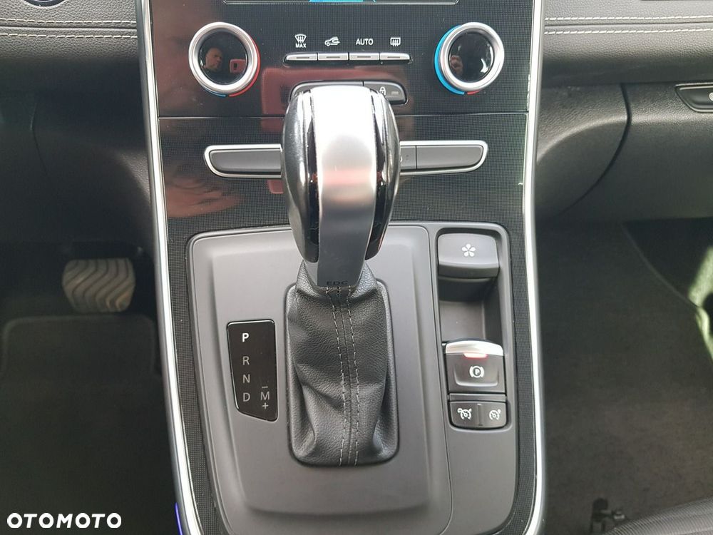 Renault Scenic TCe 140 GPF EDC BOSE EDITION - 19