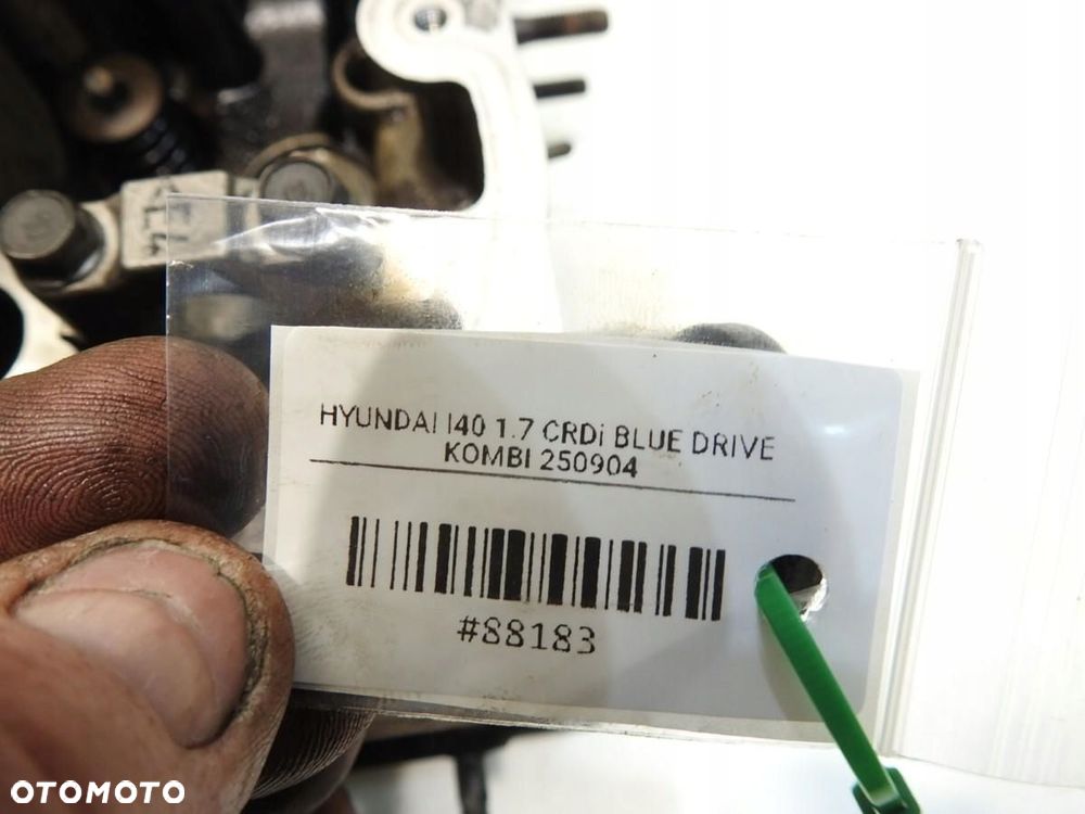 GŁOWICA SILNIKA HYUNDAI I40 1.7 CRDI 22111 2A200 - 5
