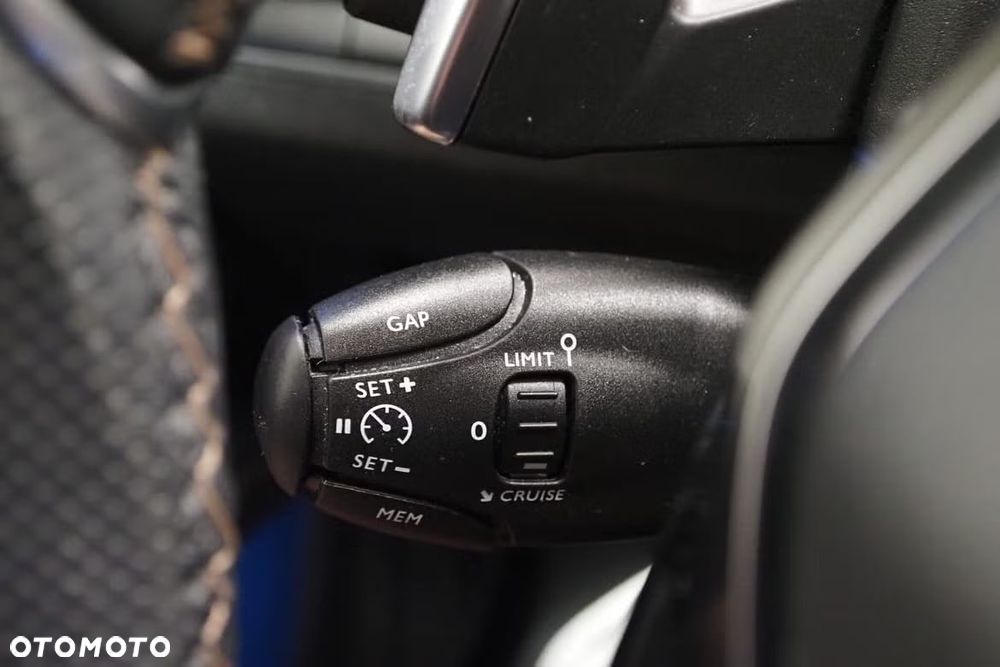 Peugeot 3008 BlueHDi 130 Stop & Start EAT8 Allure - 20