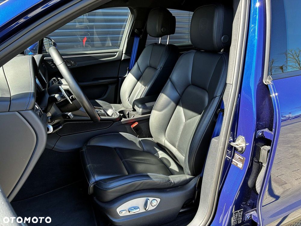 Porsche Macan - 13