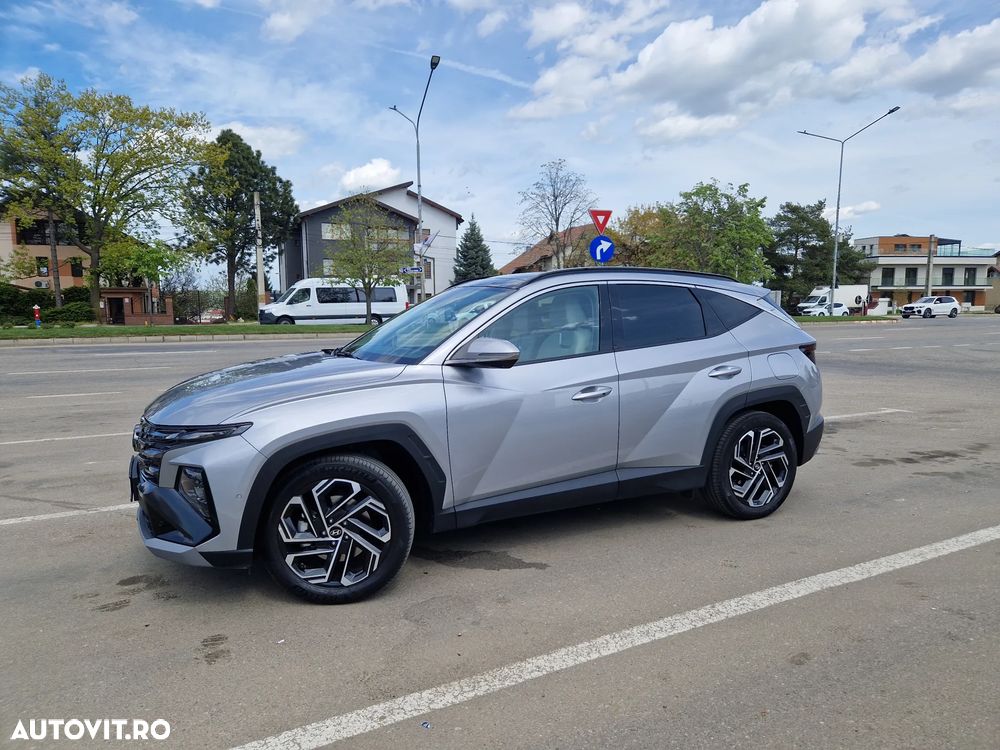 Hyundai Tucson - 2