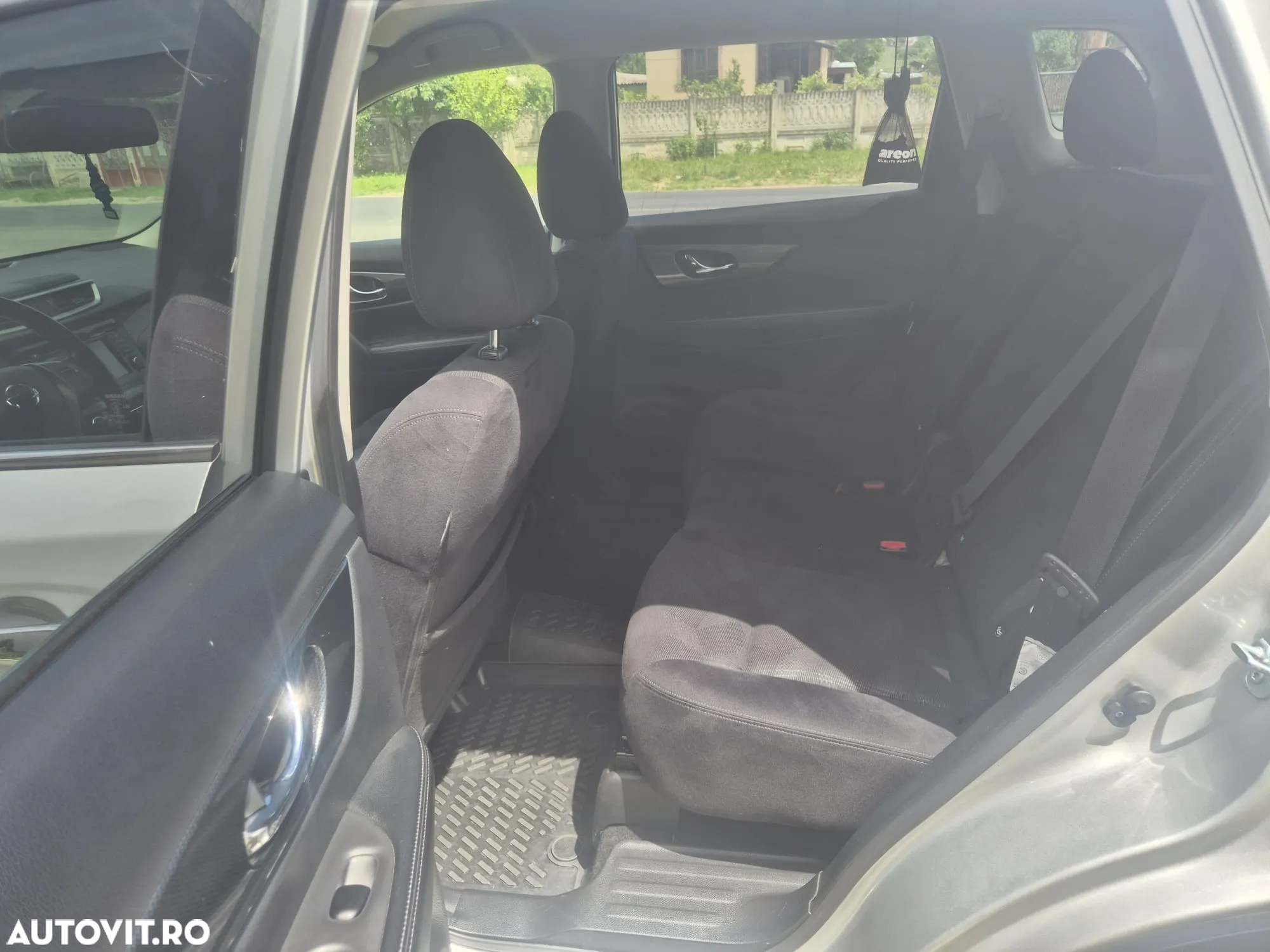 Nissan X-Trail 2.0 dCi ALL-MODE 4x4i Xtronic N-Connecta - 23