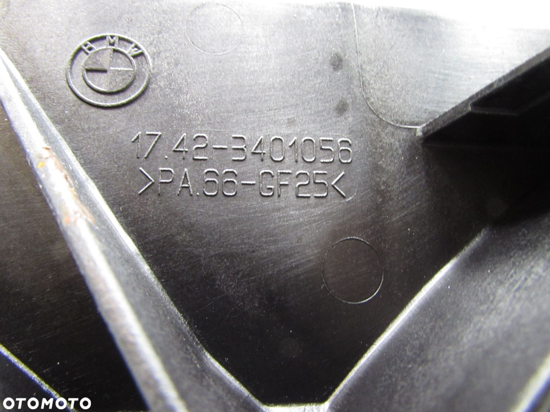 BMW X3 E83 2.0 D 06-10 CHLODNICE WENTYLATOR OBUDOWA 6732-6925702 7788136 - 8