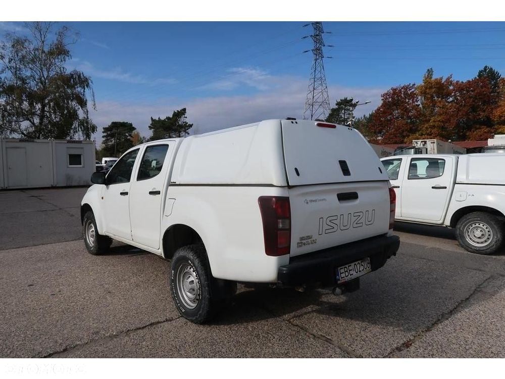 Isuzu D-Max - 4
