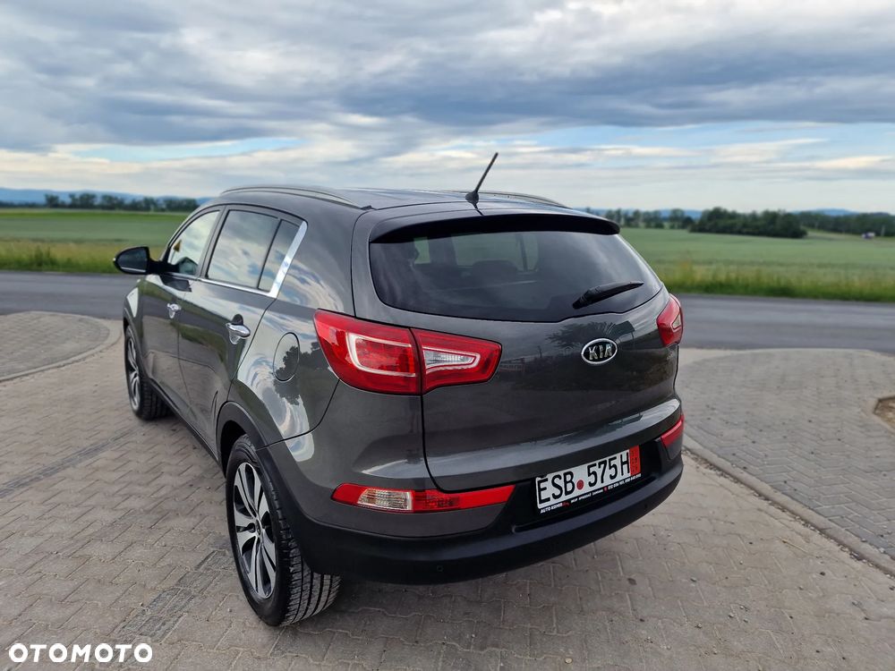 Kia Sportage 1.7 CRDI 2WD ISG Dream-Team Edition - 14