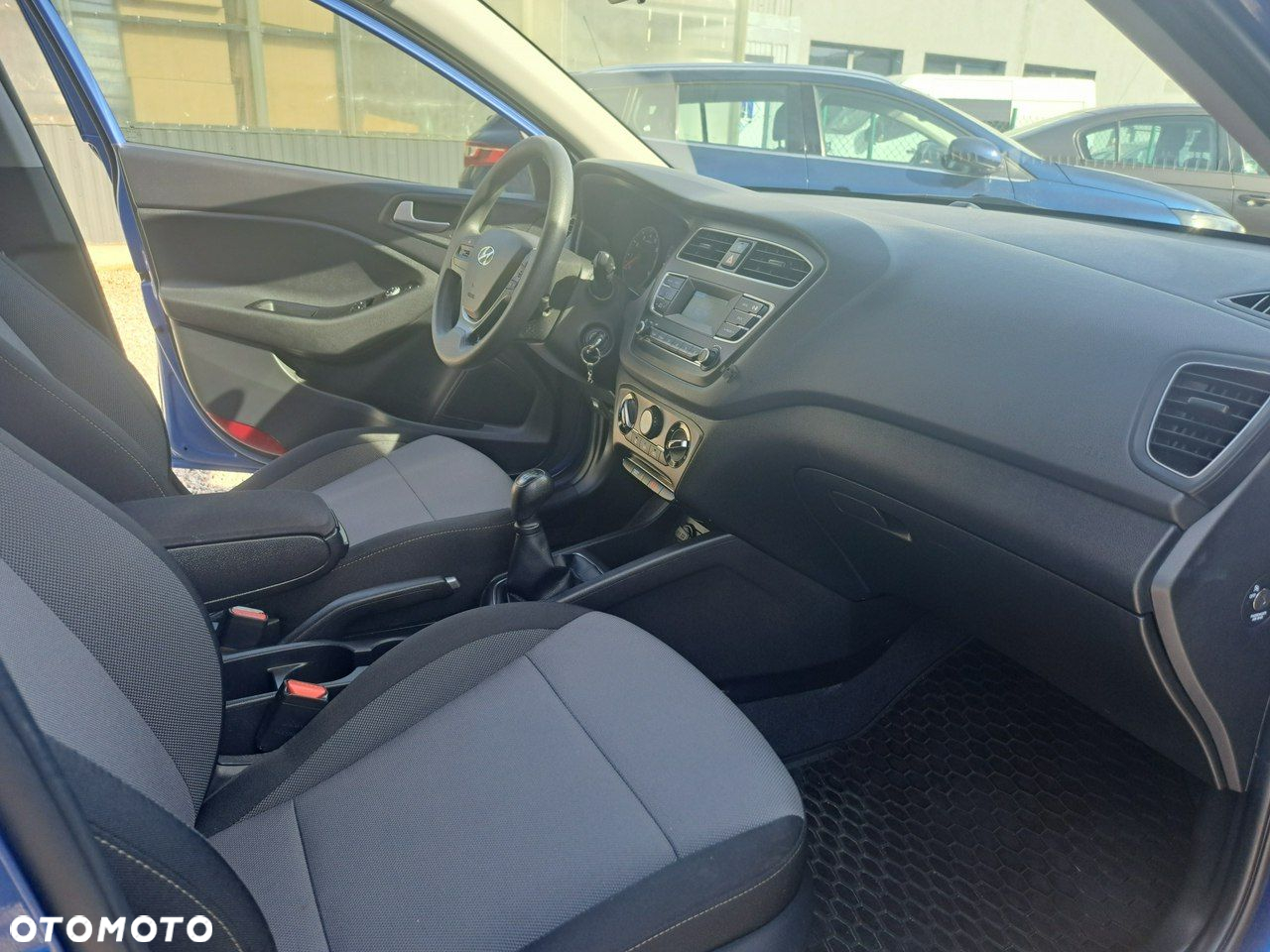Hyundai i20 - 14