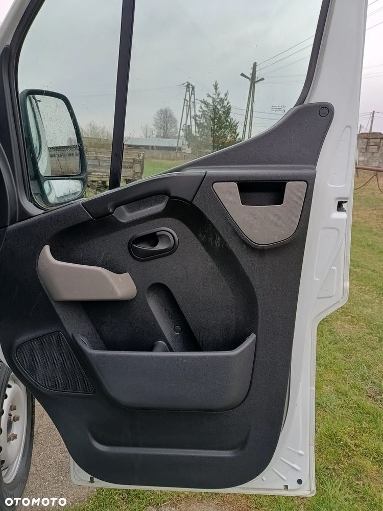 Renault Master 2.3 diesel 125kM 2015 rok 3.5T UDOKUMENTOWANY ORGINALNY PRZEBIEG, STAN BARDZO DOBRY!!! - 25