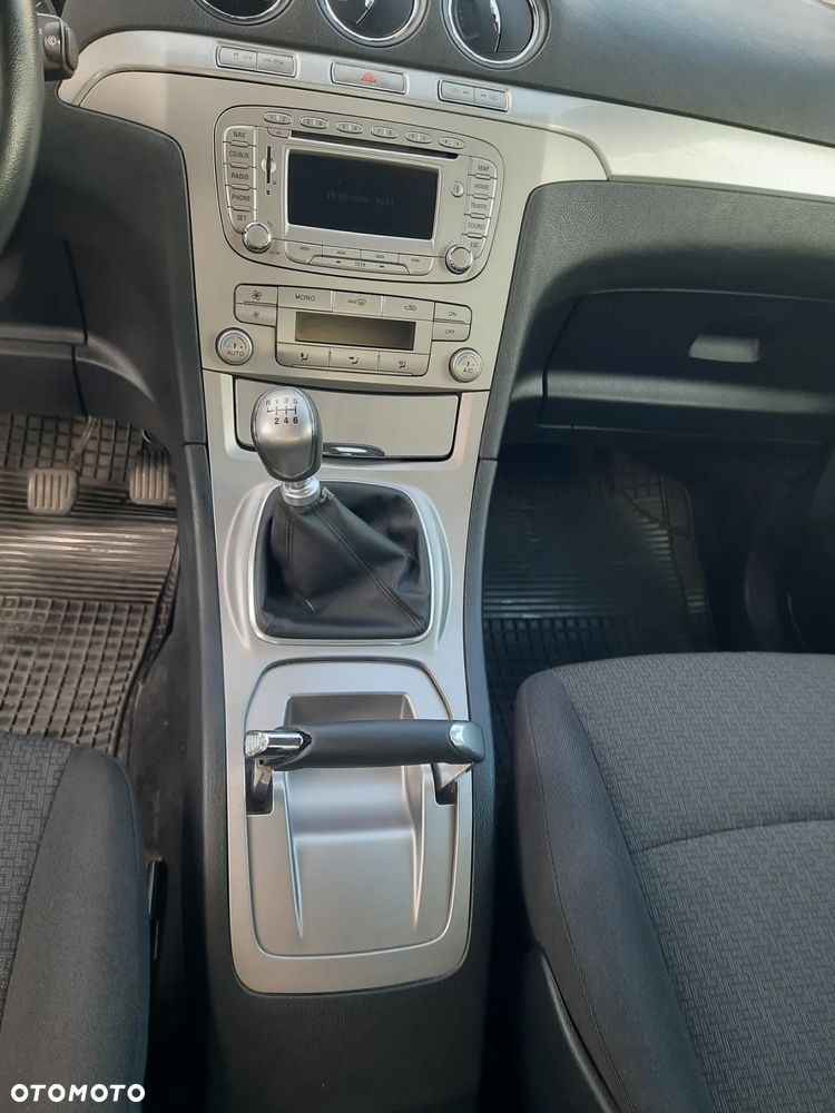 Ford Galaxy 1.8 TDCi Ghia - 7