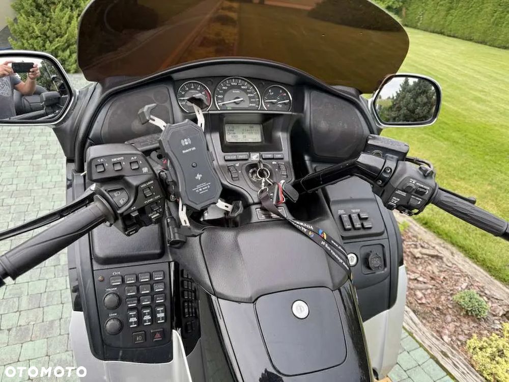 Honda GL - 9