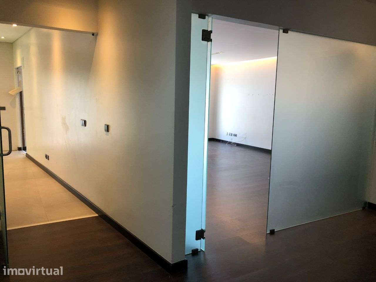 Apartamento T.3 - Cond. c. piscina e churrasqueira, St. Clara, Leiria - Grande imagem: 5/31