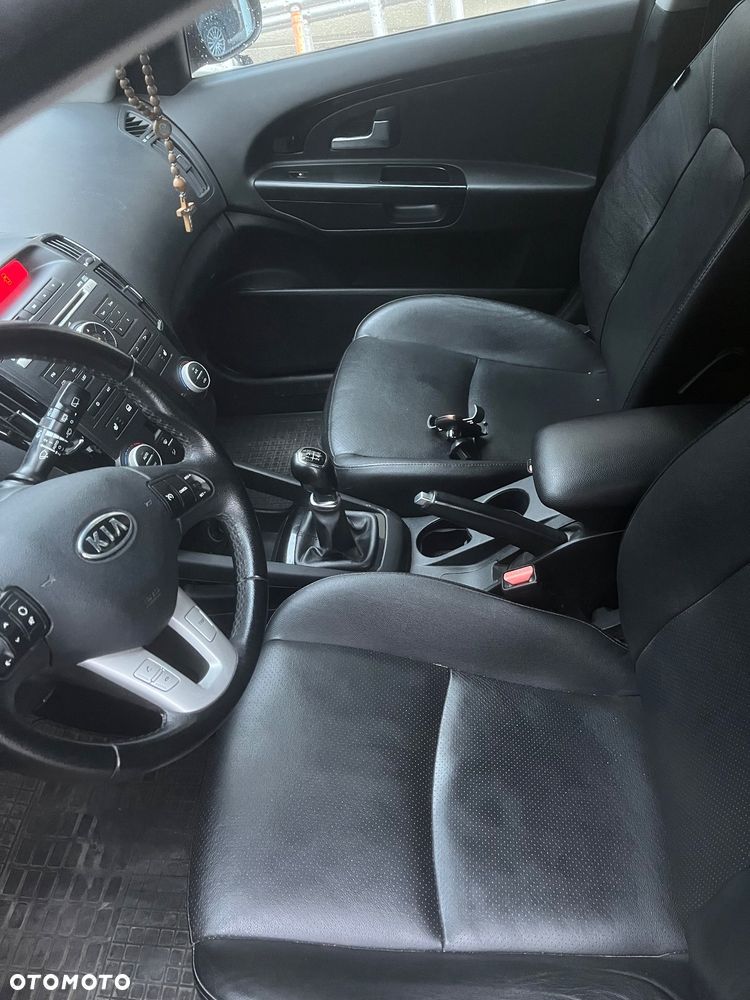 Kia Ceed 2.0 crdi Optimum - 11