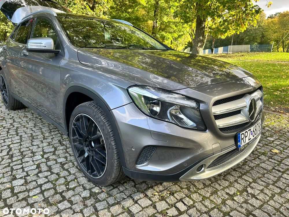 Mercedes-Benz GLA 250 4-Matic - 1