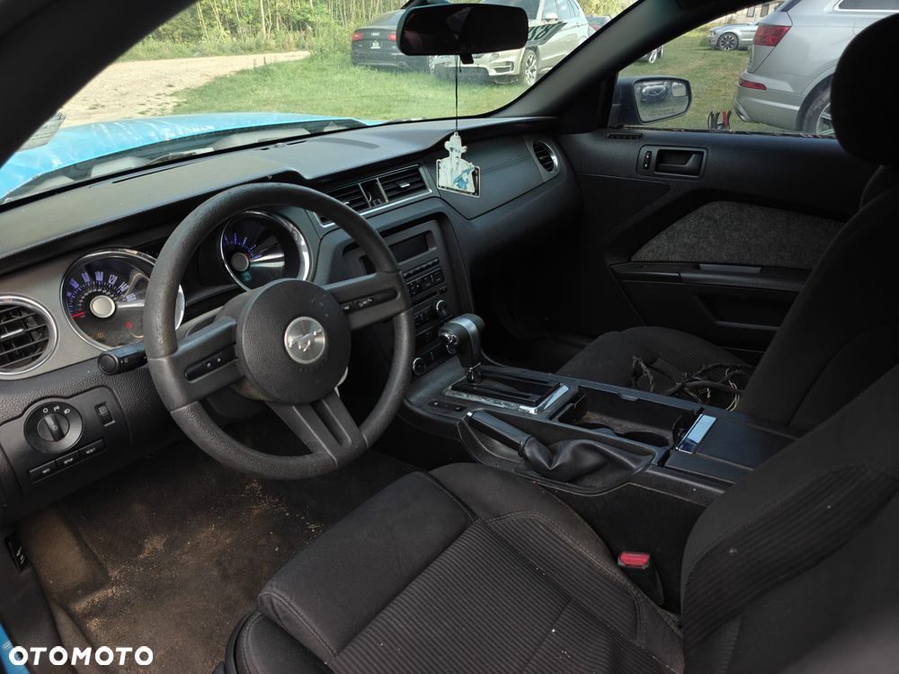 Ford Mustang 3.7 V6 Premium - 11
