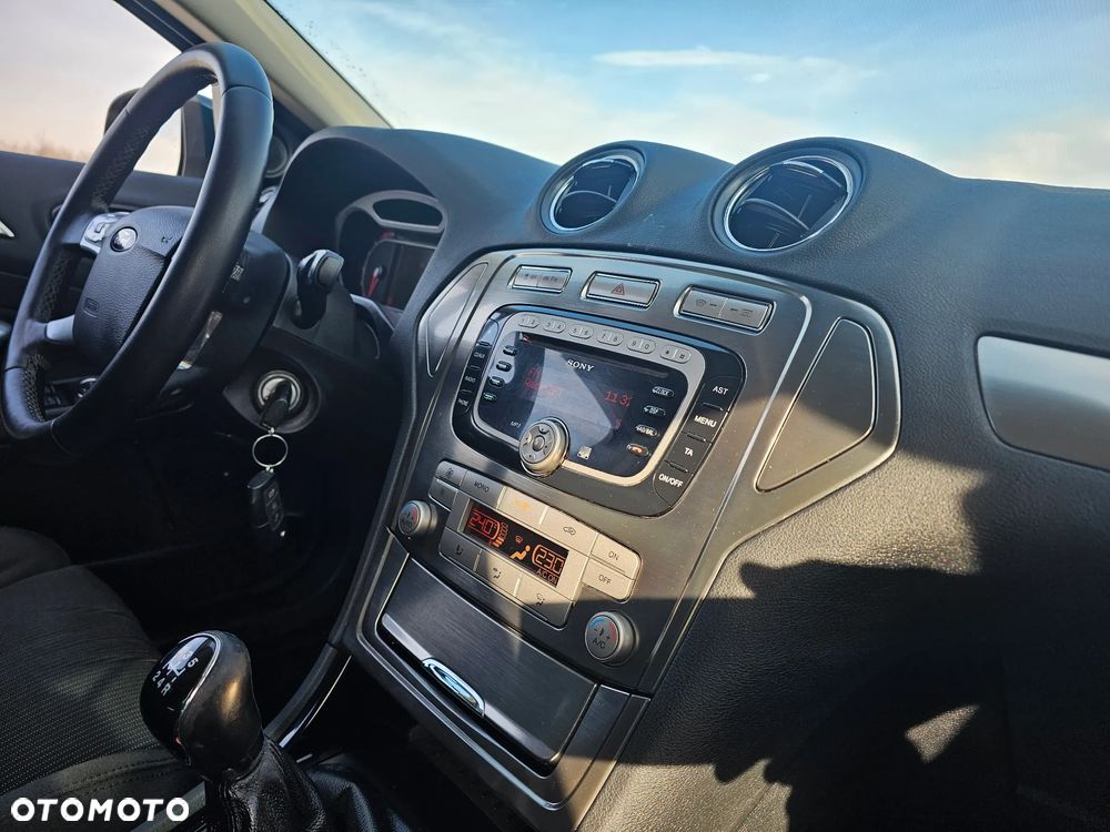 Ford Mondeo 2.0 Titanium - 23