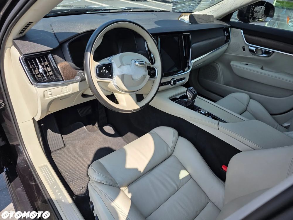 Volvo V90 Cross Country D4 SCR AWD Pro - 14
