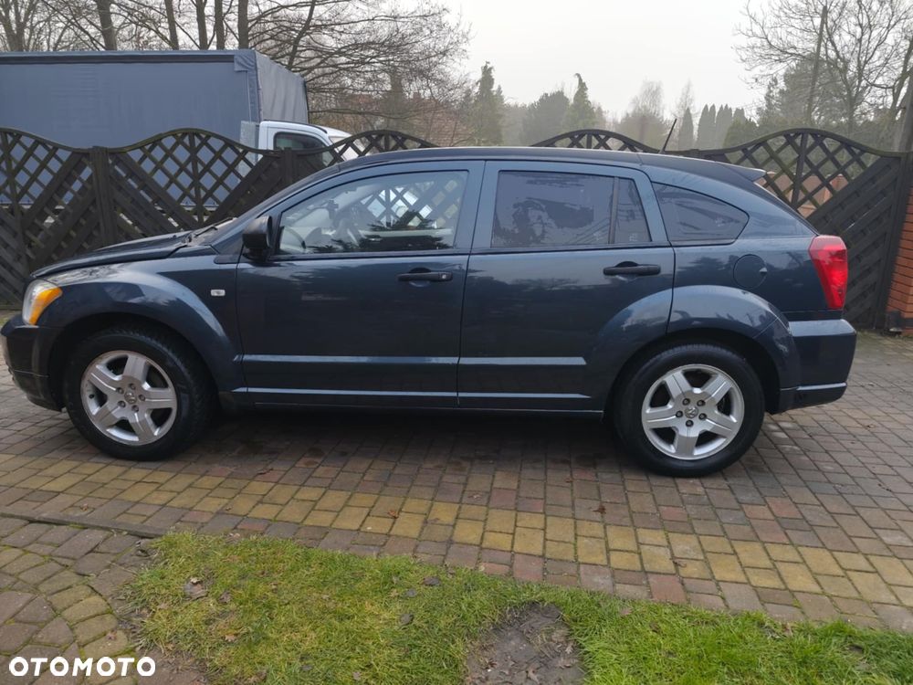 Dodge Caliber - 4