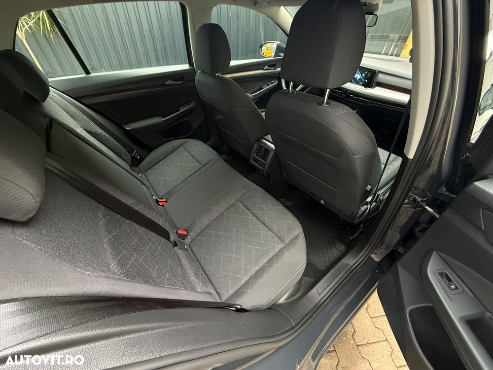 Volkswagen Golf 1.5 eTSI MHEV 150CP DSG Life - 27