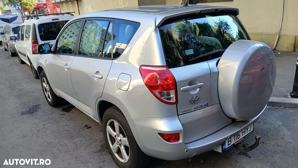 Toyota RAV4 2.2 D-4D 4x4 Travel - 3