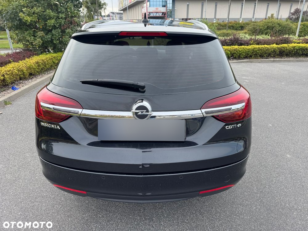 Opel Insignia 2.0 CDTI 4x4 Sports Tourer - 10