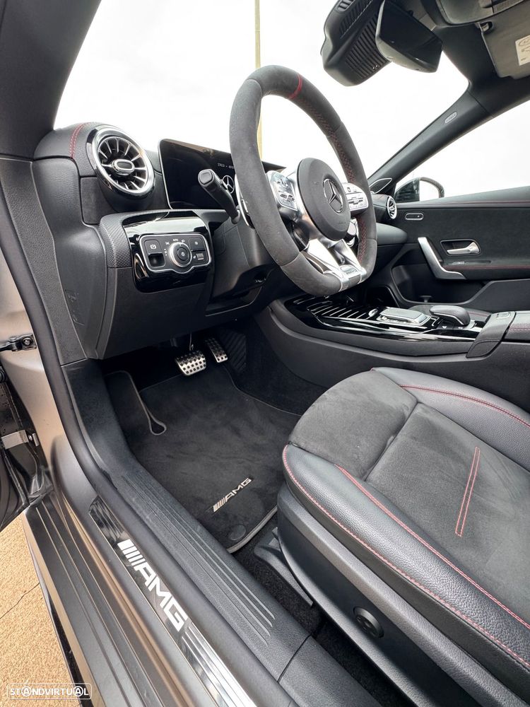 Mercedes-Benz CLA 45 AMG S 4Matic+ Speedshift 8G-DCT Line Premium - 39