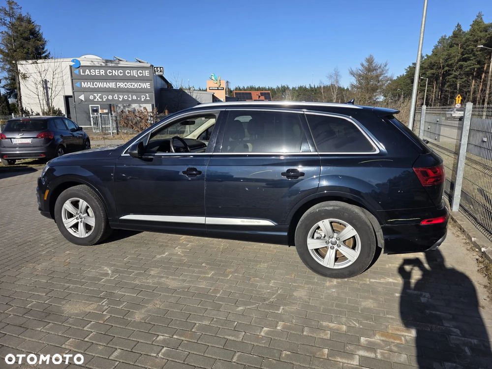 Audi Q7 - 11