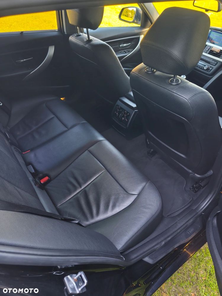 BMW Seria 3 ver-320d-efficient-dynamics-edition-luxury-line - 7