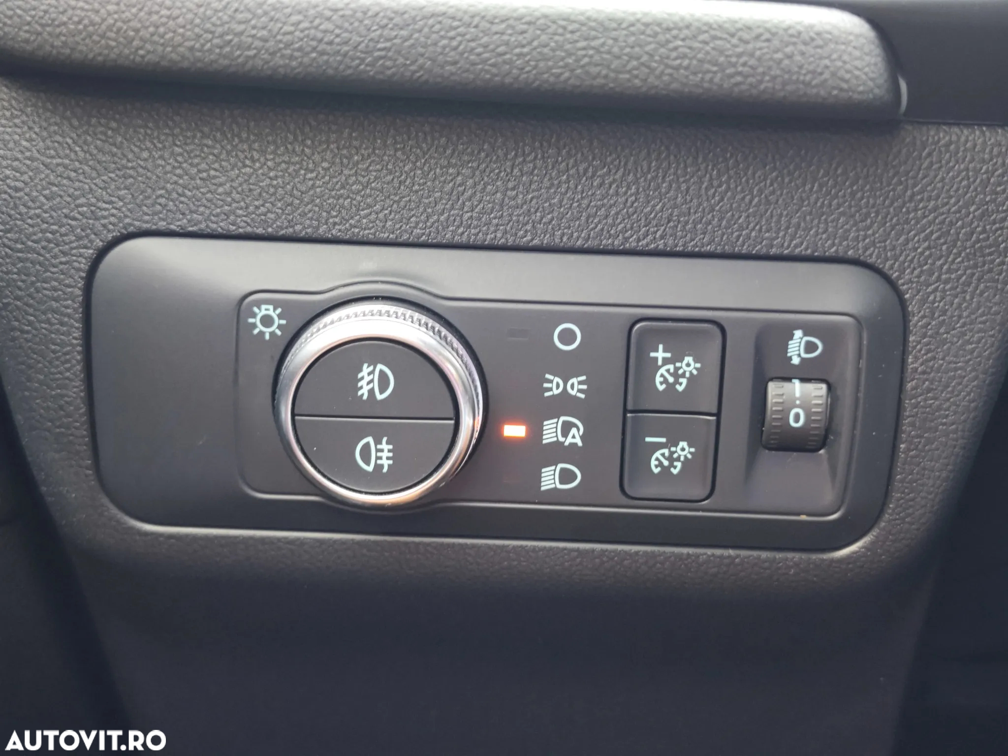 Ford Kuga 1.5 EcoBlue A8 FWD ST Line - 23
