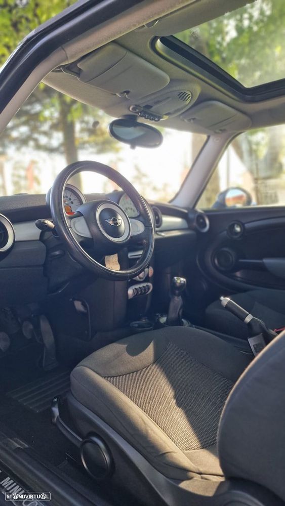 MINI 3 Portas Cooper D - 9