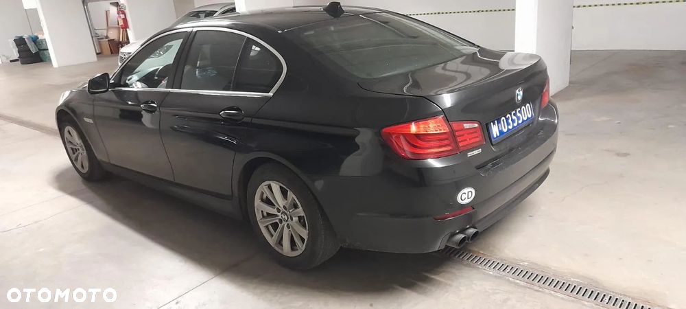 BMW Seria 5 520i - 13