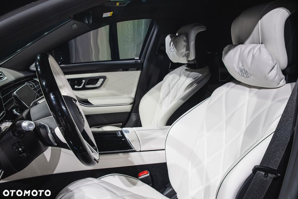 Mercedes-Benz Maybach Klasa S 680 4-Matic - 20