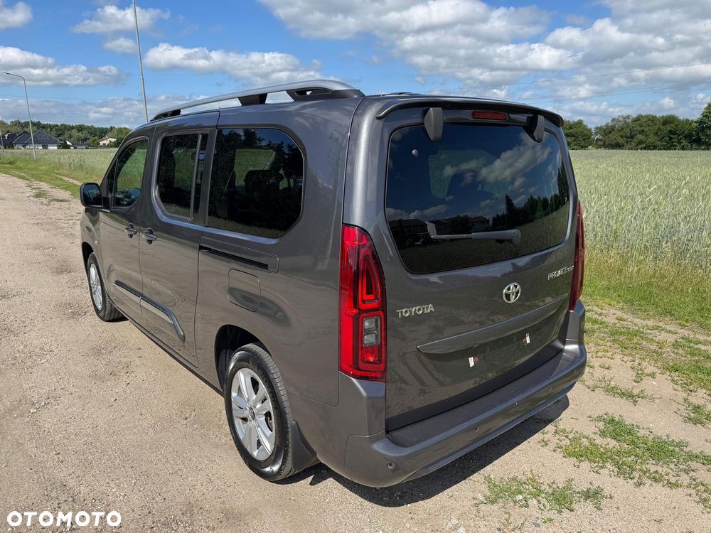 Toyota Proace City Verso - 8