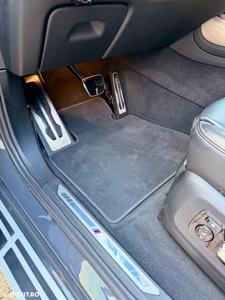 BMW X7 2023 — imagine 8