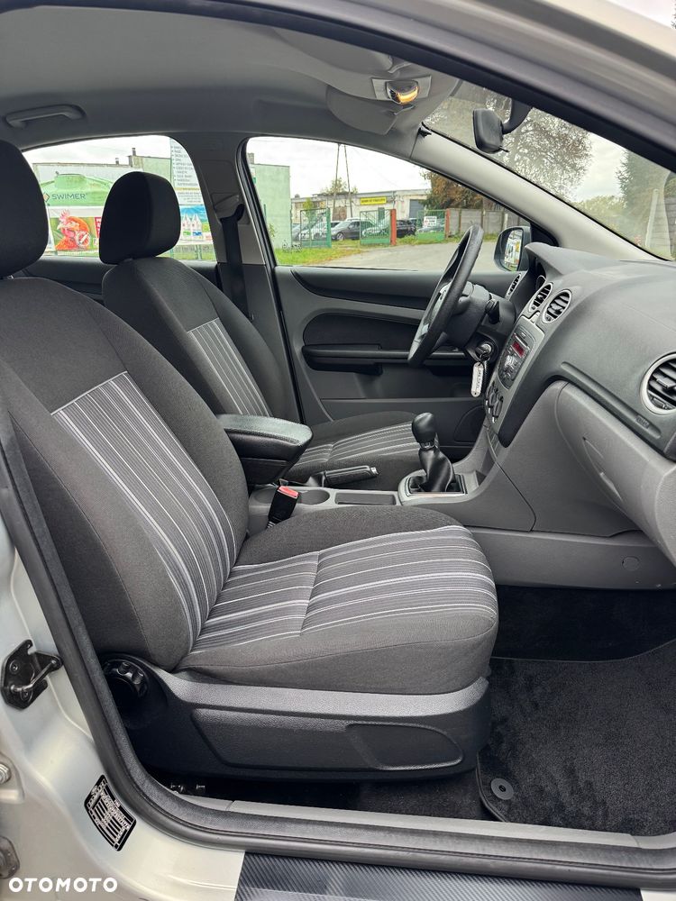 Ford Focus - 18