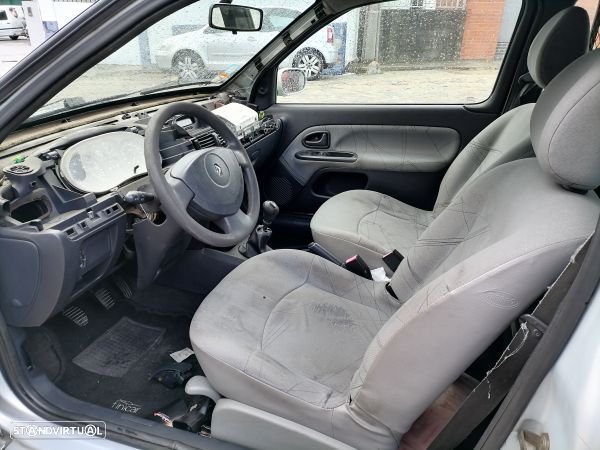 Para Peças Renault Clio Ii Caixa (Sb0/1/2_) - 5