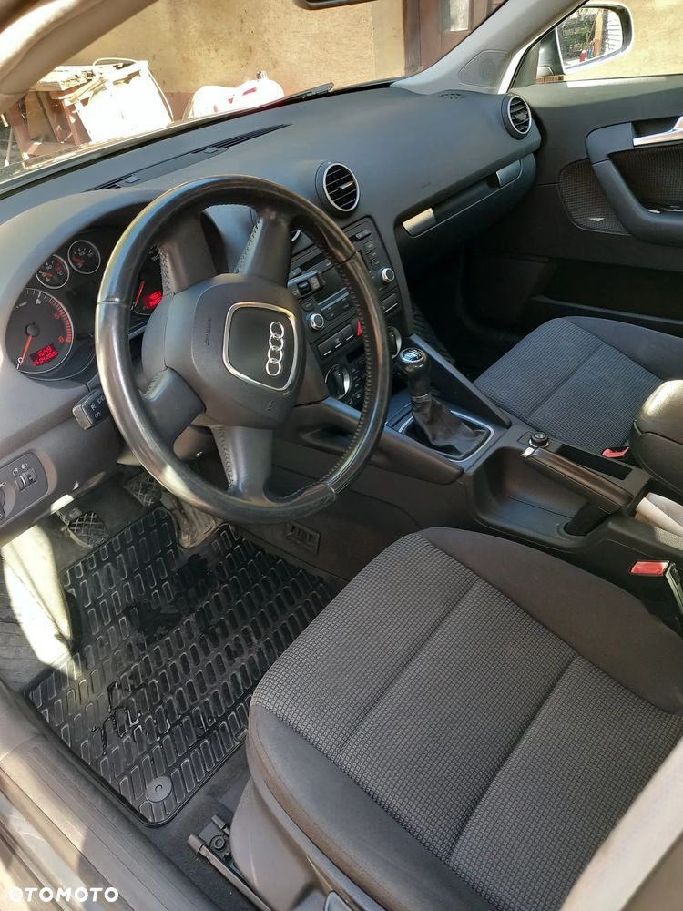 Audi A3 Sportback 1.9 TDI Ambition - 14