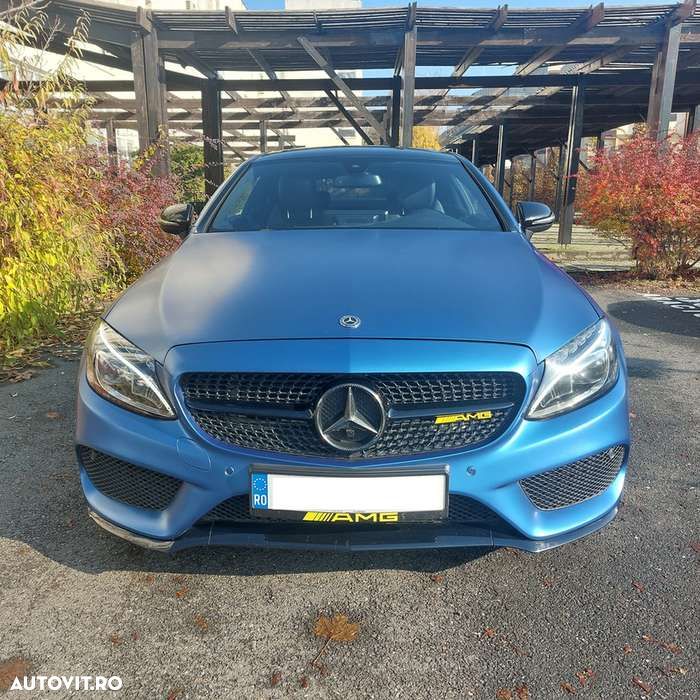 Mercedes-Benz C 200 Coupe 4Matic 9G-TRONIC AMG Line - 1