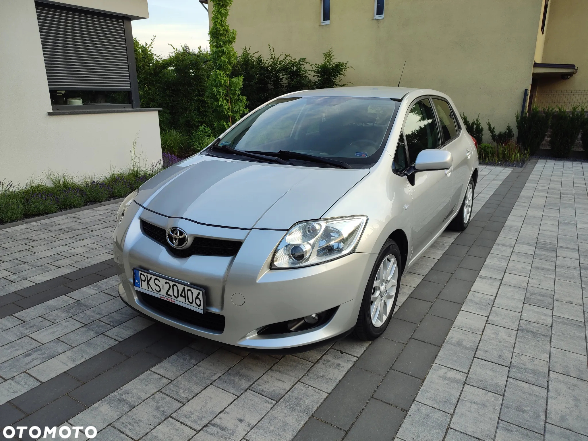 Toyota Auris 1.6 VVT-i Luna MM - 3