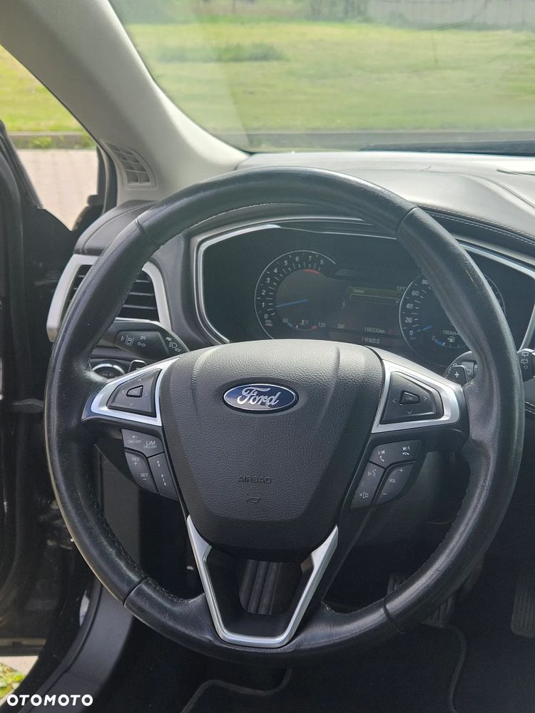 Ford Mondeo Vignale 2.0 EcoBoost - 19