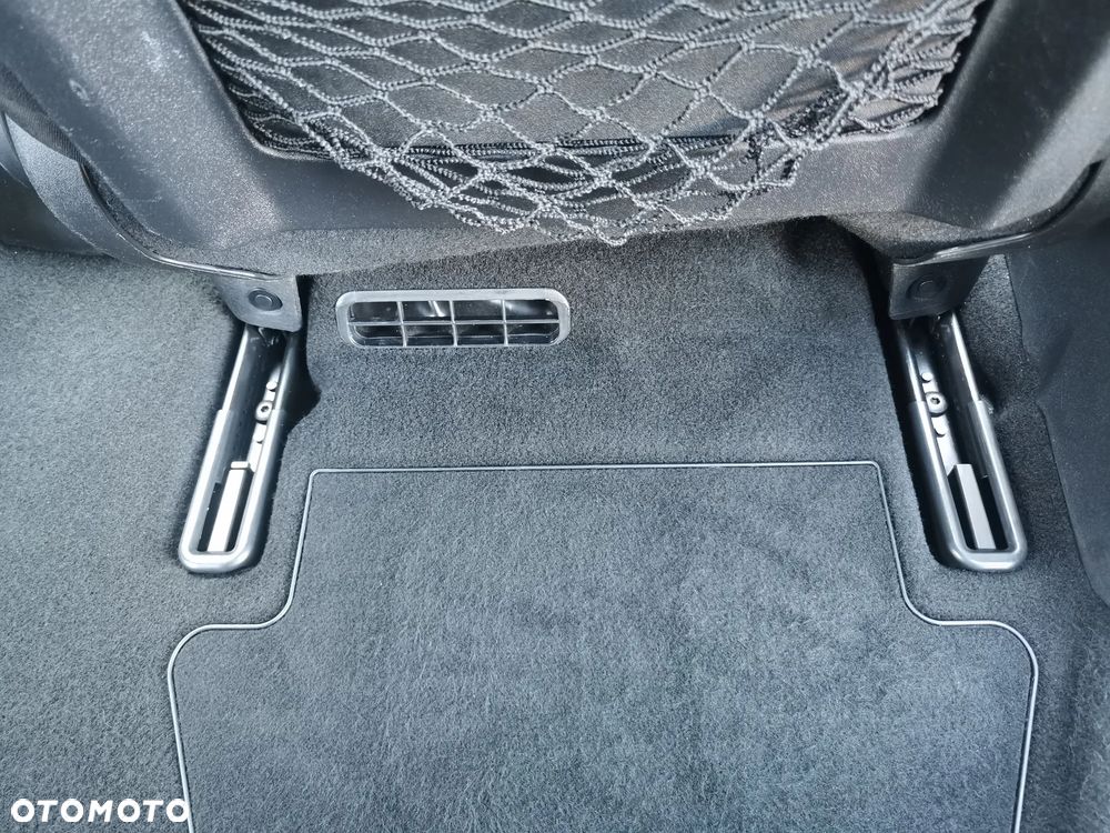 Citroën C4 Picasso - 30