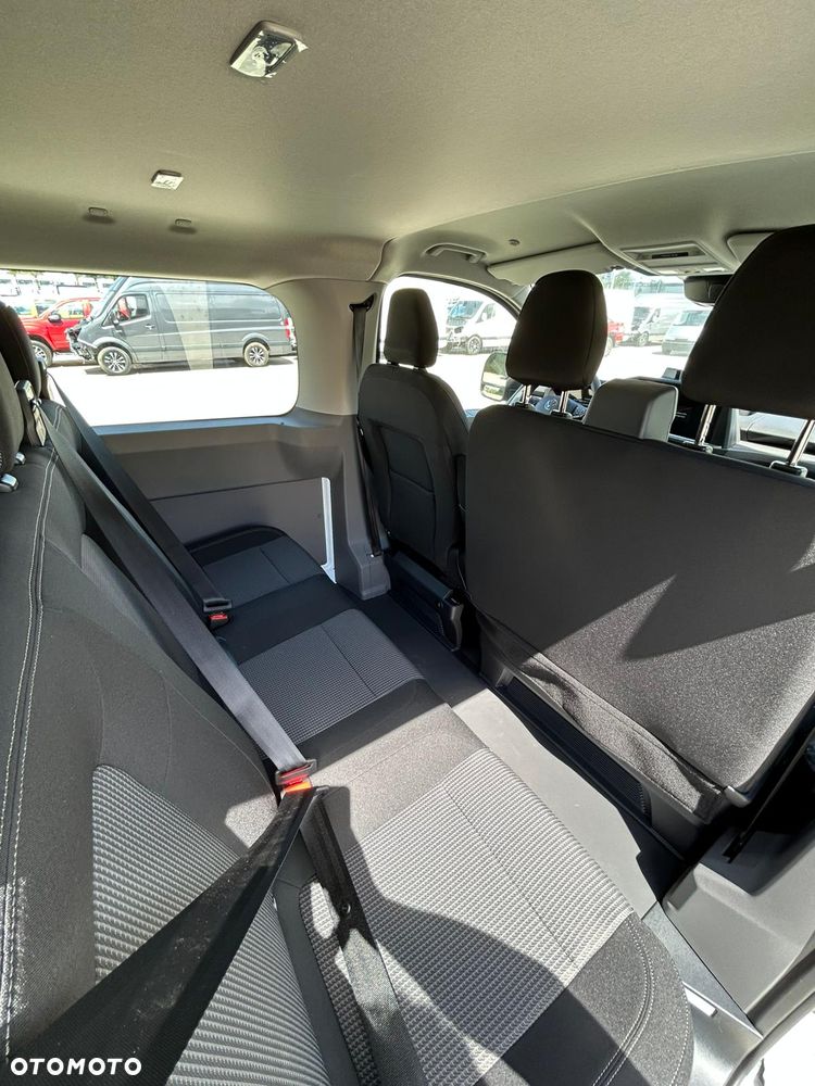 Volkswagen T7 TRANSPORTER Brygada - 28